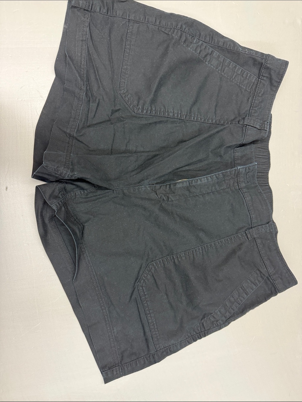 Old Navy Black Pull-On Casual Shorts with Elastic Waist
